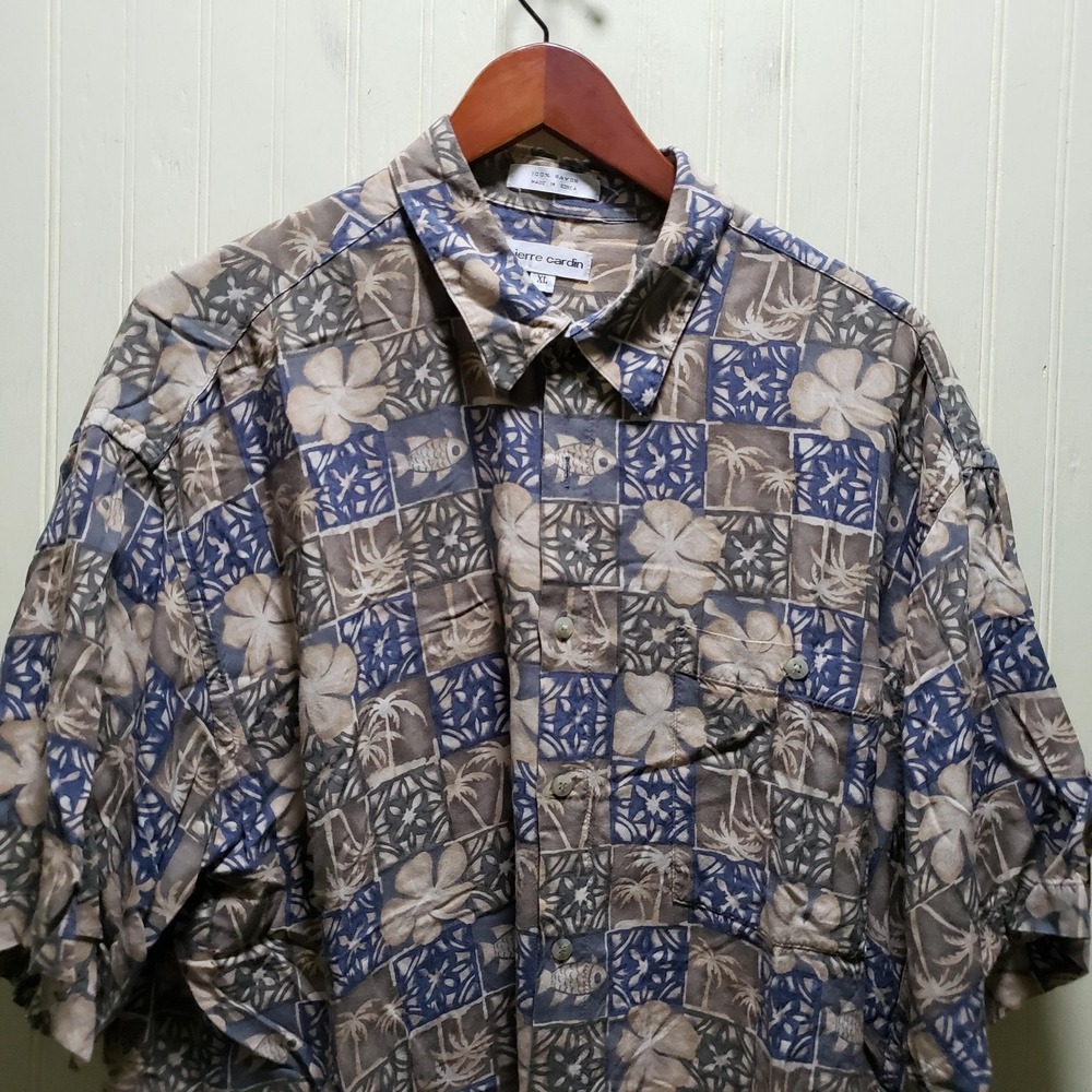 Pierre Cardin Shirt Mens XL Blue Floral Hawaiian Rayon Short Sleeve Button-Up